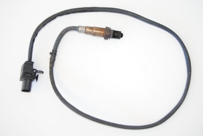 Sonda lambda JAGUAR XJ X351 2013 OEM: 9X2Q9D375-AA 2032240