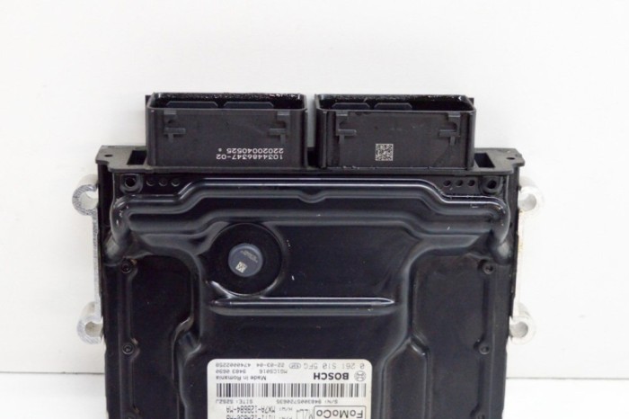 Unitate de control motor FORD PUMA J2K, CF7 2022 OEM: MX7A-12B684-MA,M1T1-12A650-HB,0261S105FG,4740002258 17221389