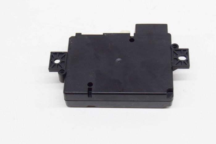 Alt modul de control MERCEDES-BENZ E W212 2014 OEM: A2429007001,A2429029500,A2429019000 11805106