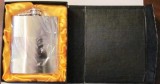 GE - Plosca (mai) veche Recipient din inox pentru bauturi alcoolice / nefolosita, in cutia originala /
