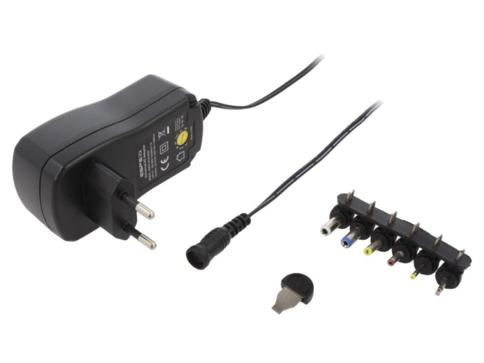 Alimentator Universal 3VDC 2A