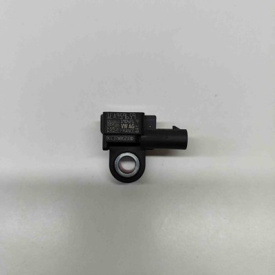 Senzor de impact lateral st&amp;acirc;nga VW ID.3 E11 2022 OEM: 1EA959659 | 22277030 foto