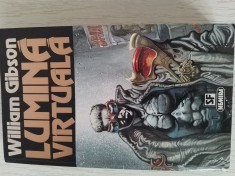 Lumina virtuala, William Gibson