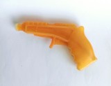 Pistol cu apa din perioada comunista