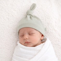 Caciulita bej tip piticot (Marime Disponibila: 0-3 luni)