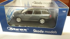 macheta skoda octavia 2 combi scout verde antracit - abrex, 1/43, noua. foto