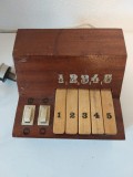 Consolă retro artizanală pentru jocuri de lumini &ndash; anii &lsquo;70&ndash;&lsquo;80, lemn,