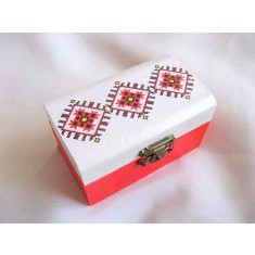 Cutie lemn decorata cu motiv traditional 27889
