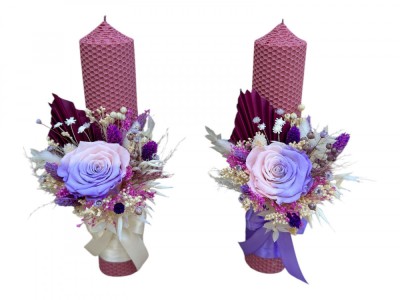 Set lumanari colorate pentru nunta sau botez cu aranjament frontal cu trandafir criogenat, plante uscate si frunza de palmier, 30 cm (Alb, Mov) foto