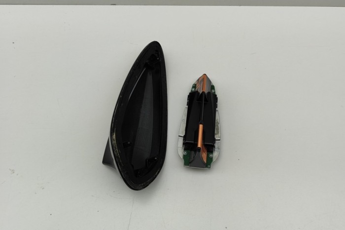 Antena BMW 2 Gran Coupe F44 2022 OEM: 6826326 30839595