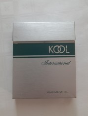 RAR - Pachet plin cu tigari KOOL International Made in USA anii 1980 foto