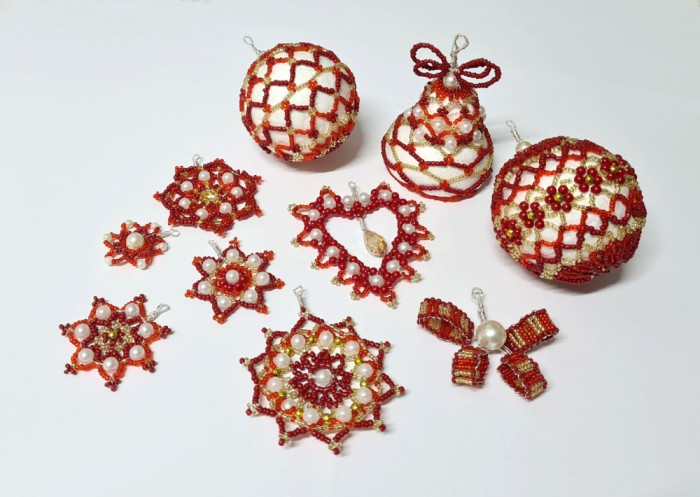 Seturi unicat decoratiuni Craciun rosu si albastru, globuri, ornamente