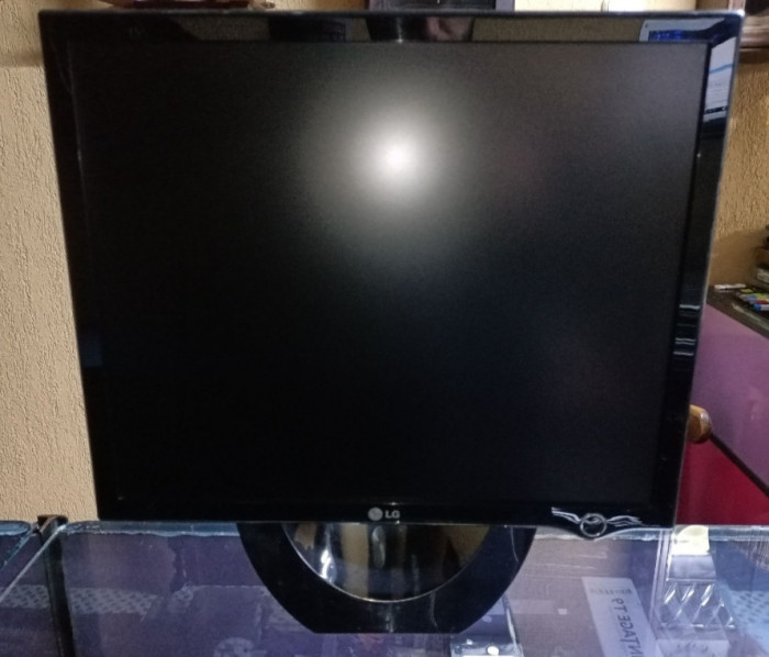 Monitor 19&quot; LG Flatron L1900E-BF DVI