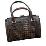 POȘETĂ VINTAGE LUCRATĂ MANUAL DIN PIELE NATURALĂ DE CROCODIL POROS
