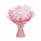 Buchet cu 81 trandafiri parfumati roz, personalizabil cromatic