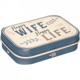 Cutie Metalica Bomboane Happy Wife Nostalgic Art, 6x4x1.6cm, Imagini Relief, Reumplere, Buzunar, Cadou