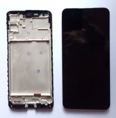 Display ecran cu Touchscreen si Rama pentru Samsung A16 4G, A165, Incell, Negru