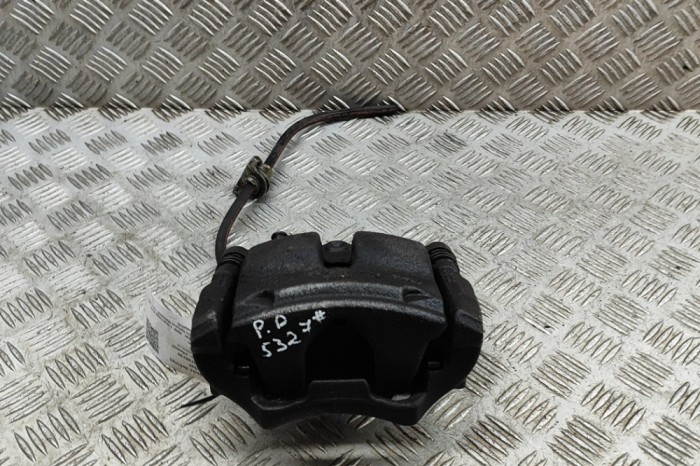 Etrier de fr&acirc;nă dreapta față BMW 2 Gran Coupe F44 2022 OEM: Coupe | 30745730