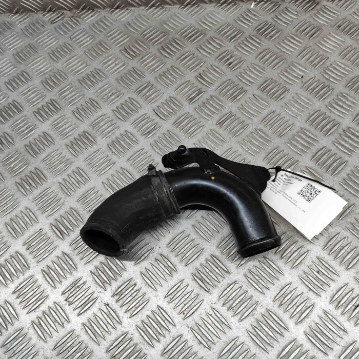 Furtun intercooler FORD PUMA J2K, CF7 2020 OEM: AV61-6C750-AE