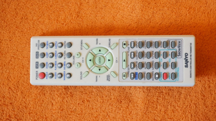 Telecomanda DVD combo SANYO Toshiba