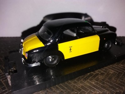 Macheta Seat 1400B Taxi di Barcelona - 1956 scara 1:43 BRUMM foto