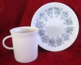 CEASCA CU FARFURIE PORTELAN PHILIPP ROSENTHAL MODEL BELLEVUE DECOR CU PASARI ANUL 1957