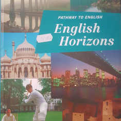 PATHWAY TO ENGLISH - ENGLISH HORIZONS - Student's Book 12