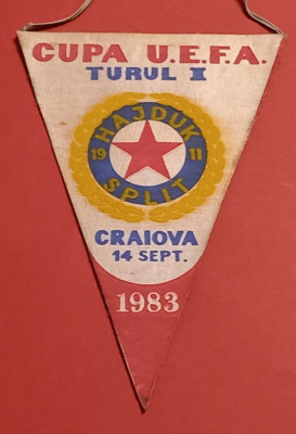 Fanion meci fotbal UNIVERSITATEA CRAIOVA - HAJDUK SPLIT (14.09.1983) foto