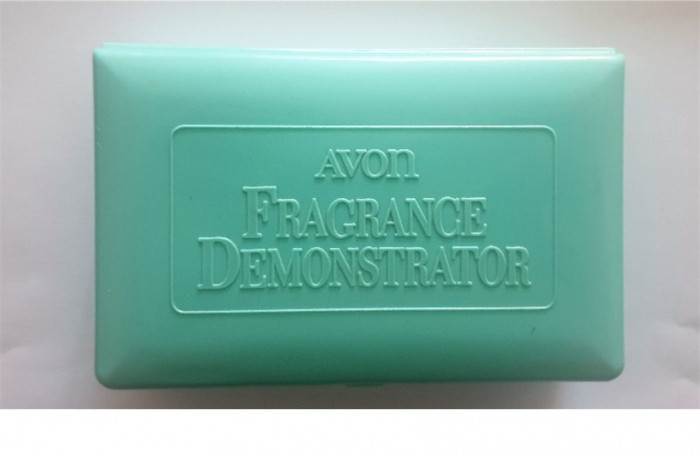 avon francrance demonstractor vintage perioada anilor 1960 - 1970