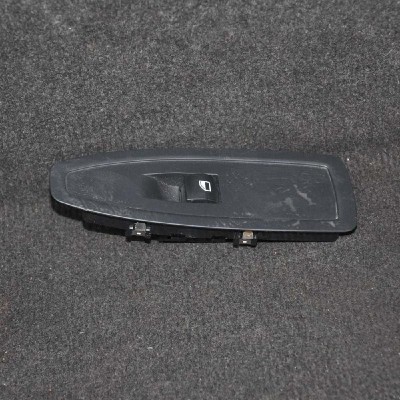 Buton geam ușă dreapta față BMW 2 Active Tourer F45 2014 OEM: 9208107 2131065 foto