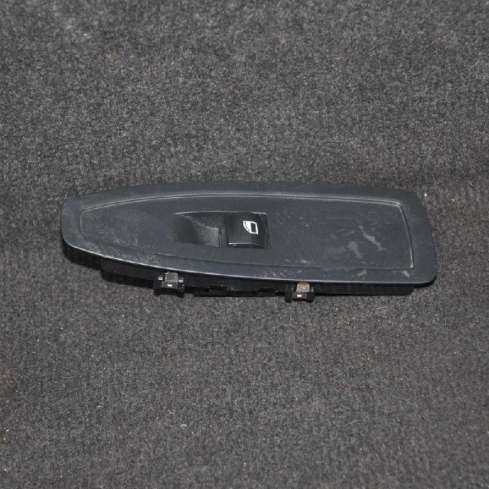 Buton geam ușă dreapta față BMW 2 Active Tourer F45 2014 OEM: 9208107 2131065
