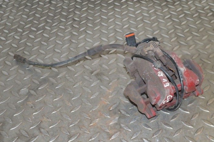 Etrier de fr&acirc;nă dreapta spate MERCEDES-BENZ CLS C218 2011 13460848