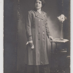 M5 E17 - FOTO - Fotografie foarte veche - distinsa doamna - anul 1913