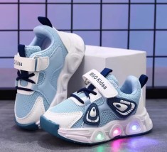 Adidasi cu luminite Panda New Style (Marime Disponibila: Marimea 23)