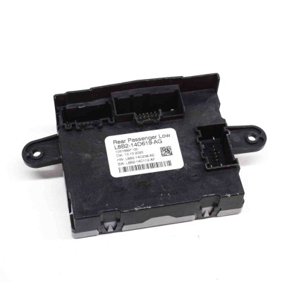 Modul de control ușă dreapta spate JAGUAR I-PACE X590 2020 OEM: L8B2-14D619-AG,L8B2-14C238-AE,L8B2-14C112-AF 17724535 foto