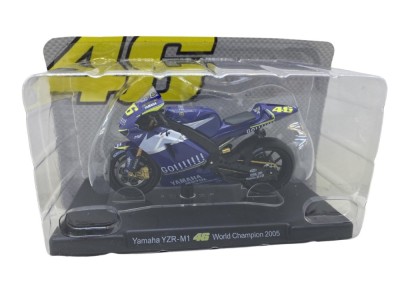 Macheta motocicleta 2005 Yamaha YZR-M1 1/18 foto