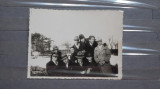 GRUP DE PRIETENI IN PARCUL DE LA GARA VECHE DIN CONSTANTA - 1932- FOTO REGAL