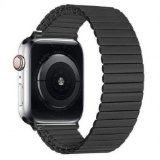 Curea Apple Watch Series 6/SE/5/4 44mm / Series 3 2 1 Watch 42mm Metalica Magnetica Neagra foto