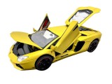 Macheta Lamborghini Aventador auriu 1:18 replica metal lumini si sunete usi capota si portbagaj deschise