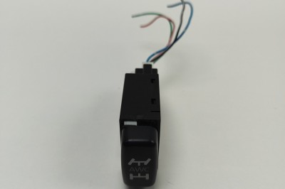 Comutator MITSUBISHI LANCER VIII CY_A, CZ_A 2008 OEM: 8610A019 | 30428740 foto