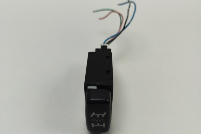 Comutator MITSUBISHI LANCER VIII CY_A, CZ_A 2008 OEM: 8610A019 | 30428740