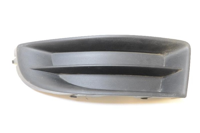 Grila st&acirc;nga față SKODA OCTAVIAII 1Z3 2010 OEM: 1Z0807367B 2721385
