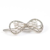Agrafa de par fundita cu margele albe si cristale transparente