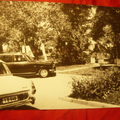 Fotografie Parc Vacanta - Camping , 2 Autoturisme , cca 1967 , dim.= 23,5x17,5cm