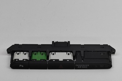 Panou de butoane VW PASSAT B8 3G2 2015 OEM: 3G0927132A | 28527957 foto