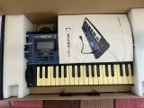 Mininova Tastatură Electronica