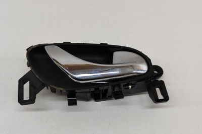 M&amp;acirc;ner de deschidere interior dreapta față NISSAN NP300 NAVARA Pick-up D23 2017 OEM: 80670-4EA0A 23250249 foto