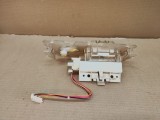 Dispenser gheata combina frigorifica Hotpoint MSZ 902DF / R18, Universal