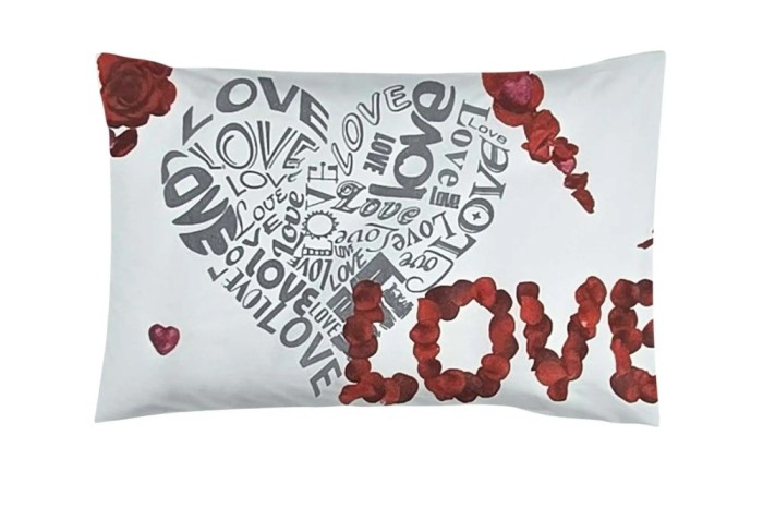 Fata de Perna 50x70, Polibumbac 70%Bumbac 30%Poliester,model love rosu alb P5