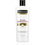 TRESemm&eacute; Keratin Smooth balsam pentru par indisciplinat 400 ml